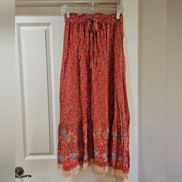 Hautellie Boutique Cotton Maxi Skirt Red Floral Print Ruffle Tier Size Med NWOT - Picture 15 of 16